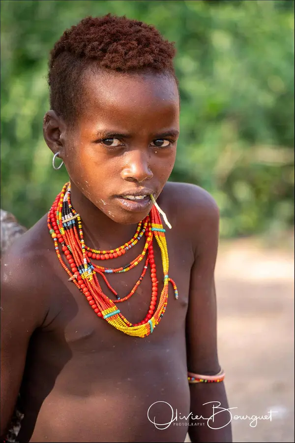 Éthiopie sud, voyage d'auteur décembre 2024 : Vallée de l'Omo, portrait, enfant, photo 216 d’Olivier Bourguet