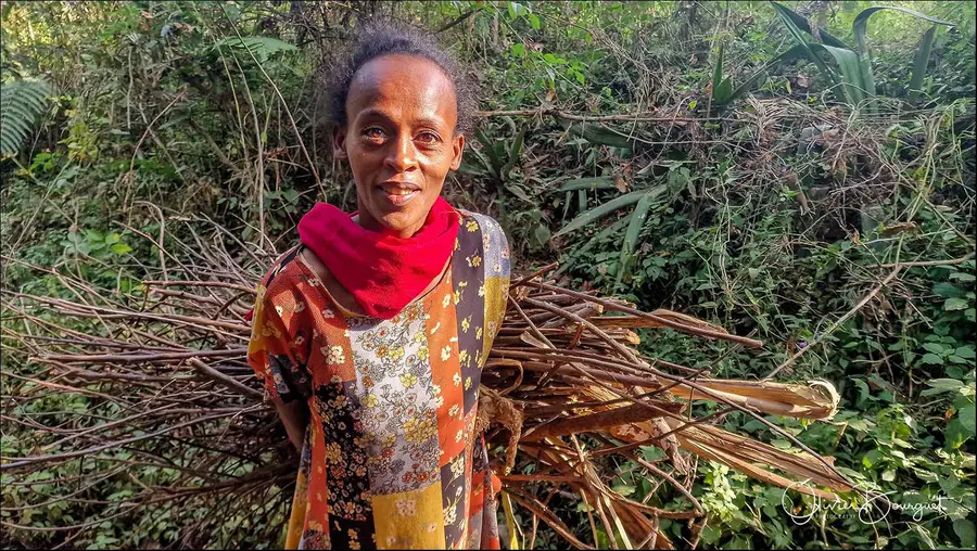 Éthiopie sud, voyage d'auteur décembre 2024 : photos au smartphone, portrait, photo 113 d’Olivier Bourguet