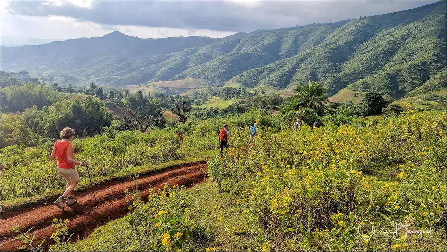 Éthiopie sud, voyage d'auteur décembre 2024 : photos au smartphone, paysages, trekkeurs, Vallée de l'Omo, photo 13 d’Olivier Bourguet