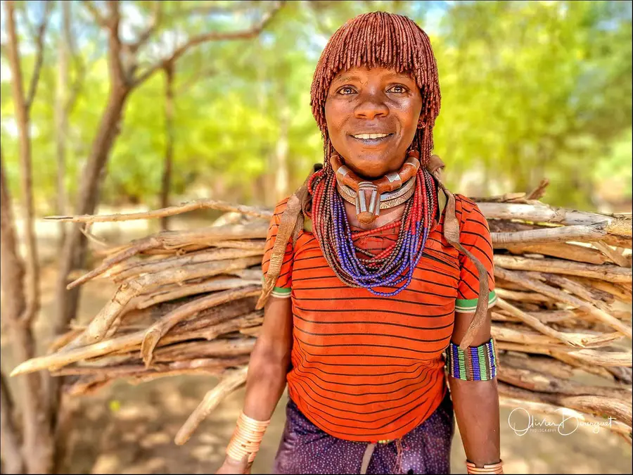 Éthiopie sud, voyage d'auteur décembre 2024 : photos au smartphone, Vallée de l'Omo, portrait, photo 17 d’Olivier Bourguet