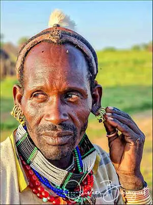Éthiopie sud, voyage d'auteur décembre 2024 : photos au smartphone, Vallée de l'Omo, portrait, photo 30 d’Olivier Bourguet