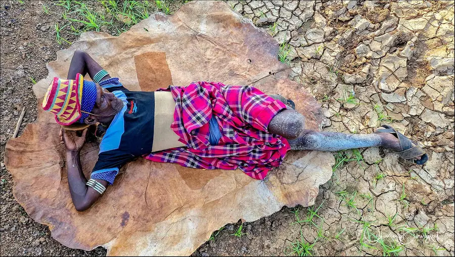Éthiopie sud, voyage d'auteur décembre 2024 : photos au smartphone, portrait, Vallée de l'Omo, photo 45 d’Olivier Bourguet