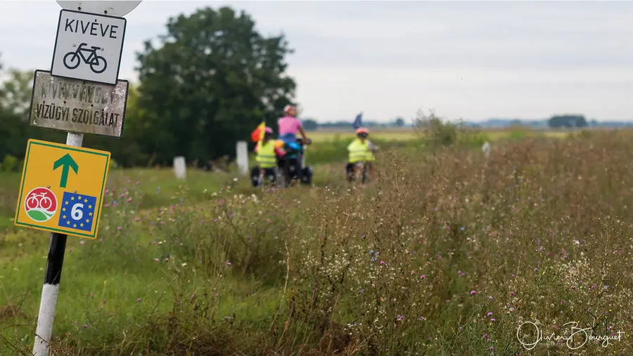 EuroVélo 6 : hongrie, vélo, enfants, photo 25 d’Olivier Bourguet