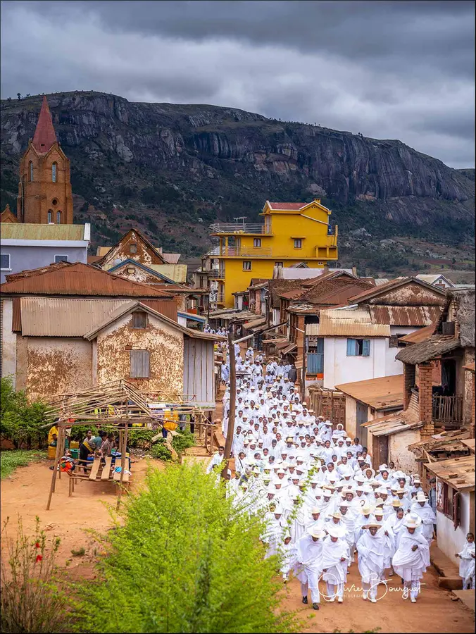 Madagascar sud & ouest : religion, paysages, villages, photo 123 d’Olivier Bourguet