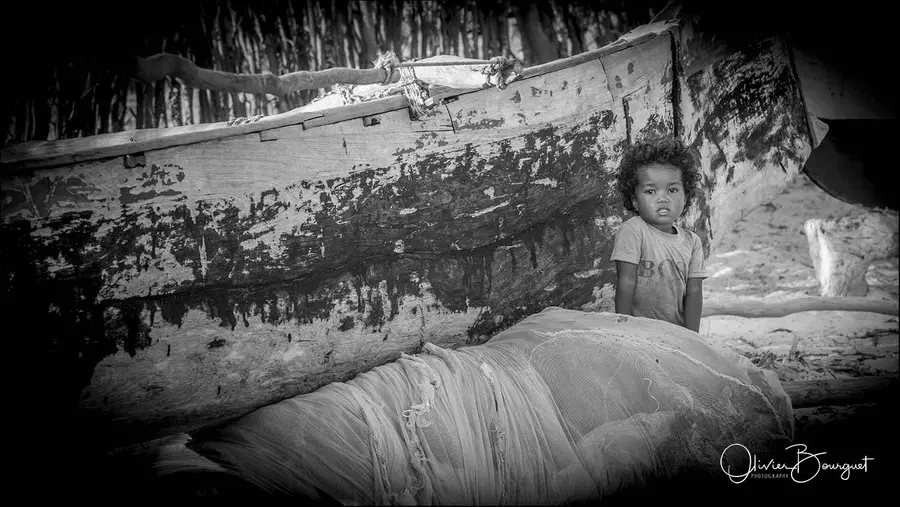 Madagascar sud & ouest : sud, Vezo, enfants, portraits, B&W, N&B, photo 159 d’Olivier Bourguet